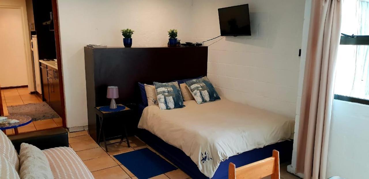 Seagulls Guest House Langebaan Ngoại thất bức ảnh