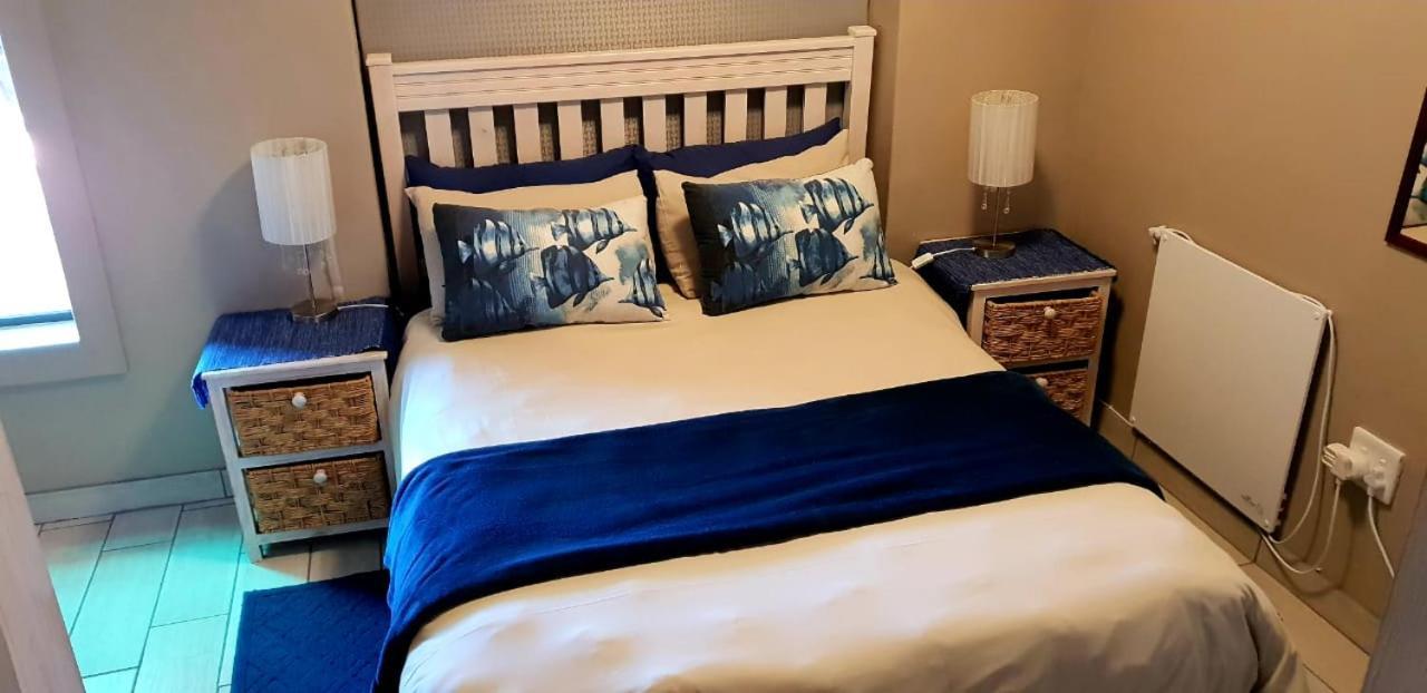 Seagulls Guest House Langebaan Ngoại thất bức ảnh